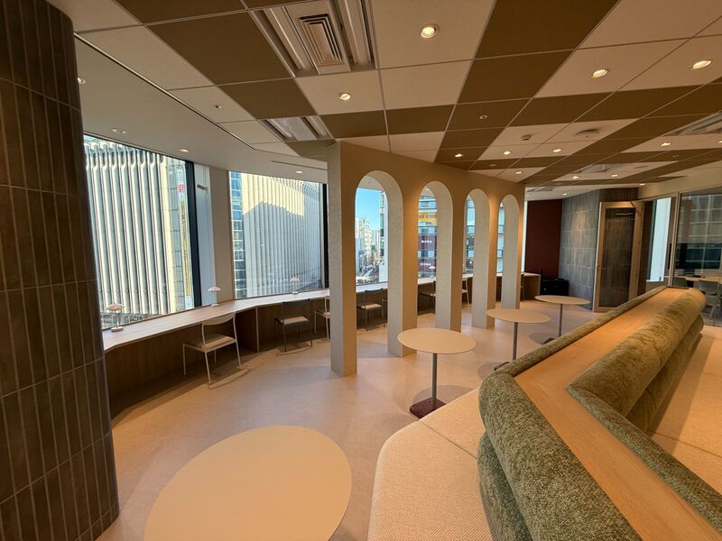 TAMARIBAラウンジ内観